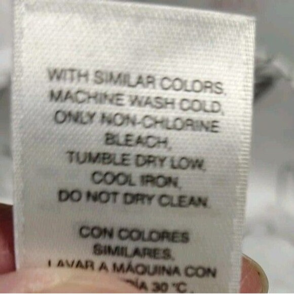 Chico's Blouse Size 1 US M Parrot Print 3/4 Sleeve Tie Button Cotton - Picture 6 of 6